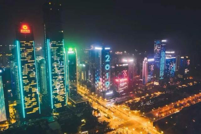 2019贵州数博会数博之夜光彩亮化LED电源台湾明纬驱动电源助力